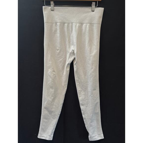 High-Waisted Light Gray Leggings For Women - Picture 2 of 3